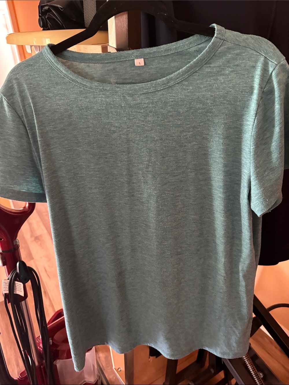 Amazon Essentials Heathered Teal Short Sleeve Crew Tee